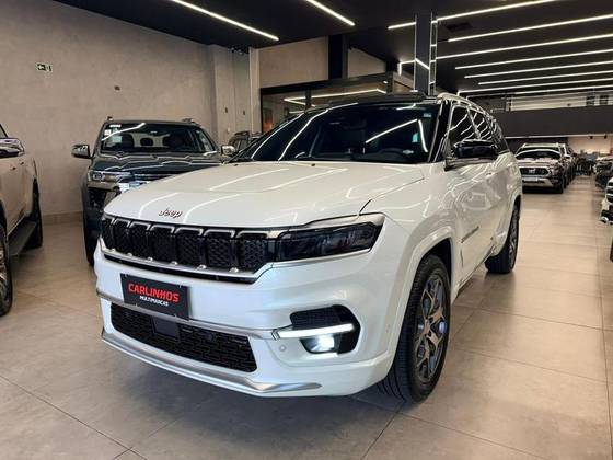 JEEP COMMANDER 1.3 T270 TURBO FLEX OVERLAND AT6 JEEP COMMANDER 1.3 T270 TURBO FLEX OVERLAND AT6